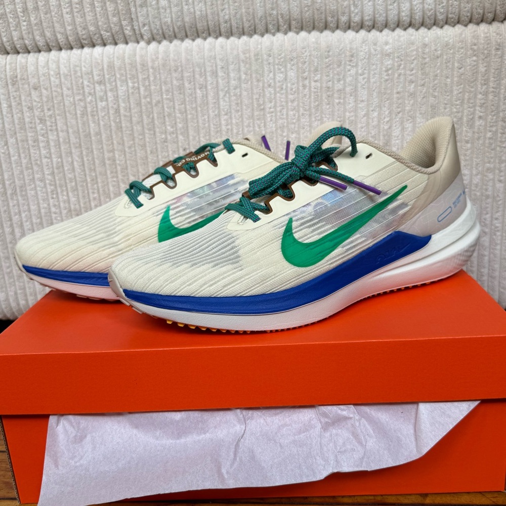 NWT nike air winflo